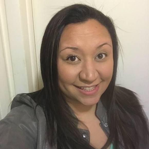 Meet your Posher, Amanda - Picture 1 of 1